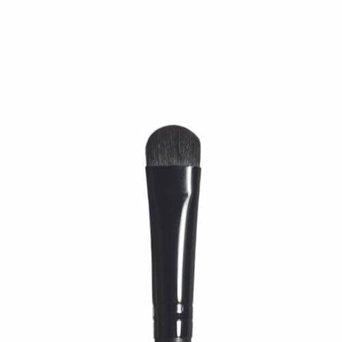 E.L.F. Eyeshadow "C" Brush Curved Eyeshadow Brush For Blending & Diffusing Helps Create The Perfect Smoky Eye Vegan & Cruelty-