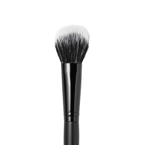 E.L.F. Putty Blush Brush Makeup Brush For Putty & Cream Formulas Easily Applies Blush & Bronzer For An Airbrushed Look Vegan & Cruelty-