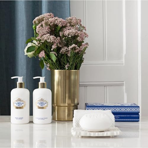 Portus Cale Castelbel Gold & Blue Body Lotion 300Ml - Pink Pepper And Jasmine Moisturizing Skin Nourishing 300G