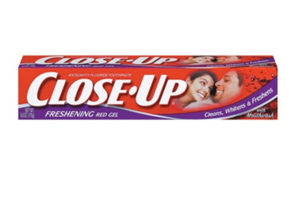 CloseUp Ultra Cinnamon Flavor Blast Gel Toothpaste Freshening Dental Care 6 Oz