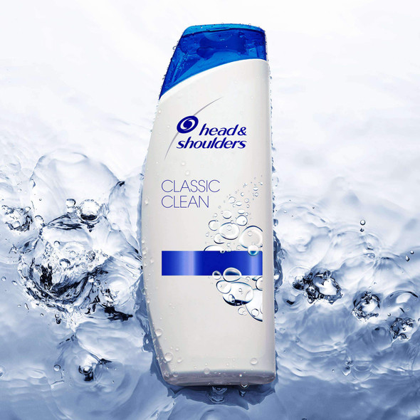 Head & Shoulders Classic Clean Anti-Dandruff Shampoo for Oily Hair, Shampoo Against Dandruff, 72 Hours Protection Against Dandruff, Itching and Dryness, for Men, 300 ml