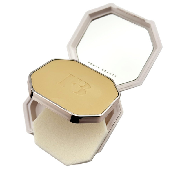 Fenty Beauty By Rihanna Pro FiltR Soft Matte Longwear Powder Foundation 130