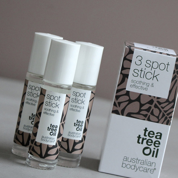 Australian Bodycare Tea Tree Oil Spot Stick - Tea Tree Blemish Stick for Spots, pimples, Oily and Acne Prone Skin. Contains high Pharmaceutical Grade Australian Tea Tree Oil, 9ml (3 x Spot Stick)