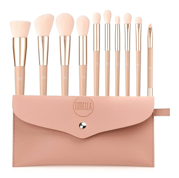 BLUSHING BRUSH SET