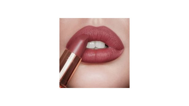 Charlotte Tilbury Pillow Talk Bundle with Matte Revolution Lipstick in Pillow Talk and Lip Cheat in Pillow Talk 2 Items