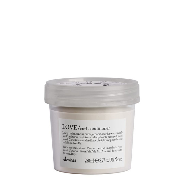 Davines LOVE Curl Conditioner, Enhance and Control Curly and Wavy Hair, Weightless Volume and Softness