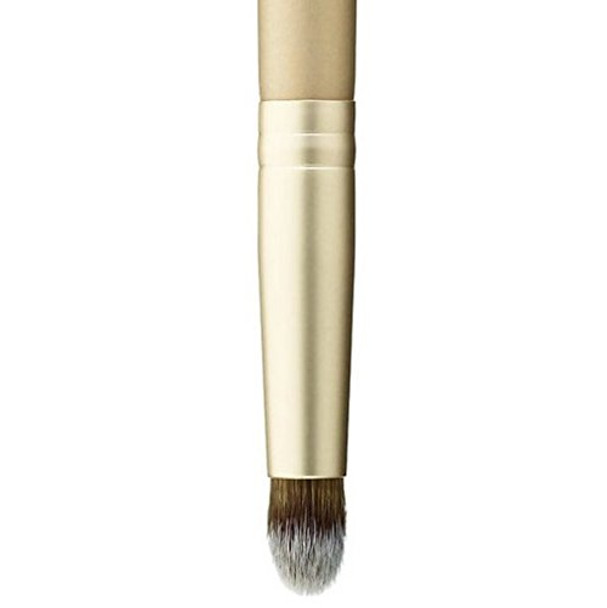 stila One Step Complexion Brush No. 33