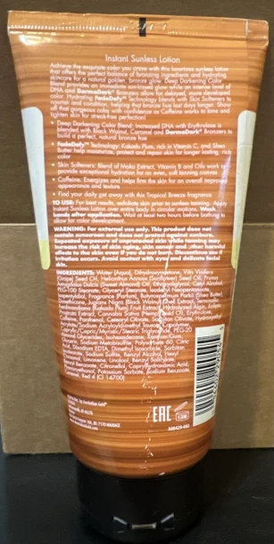 Australian Gold Instant Sunless Tanning Lotion, 6 Ounce | Rich Bronze Color with Fade Defy Technology | Energizes & Softens Skin | New Packaging Same Formula