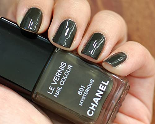 Chanel Le Vernis Nail Colour 601 Mysterious | Buy at Kiwla | Free