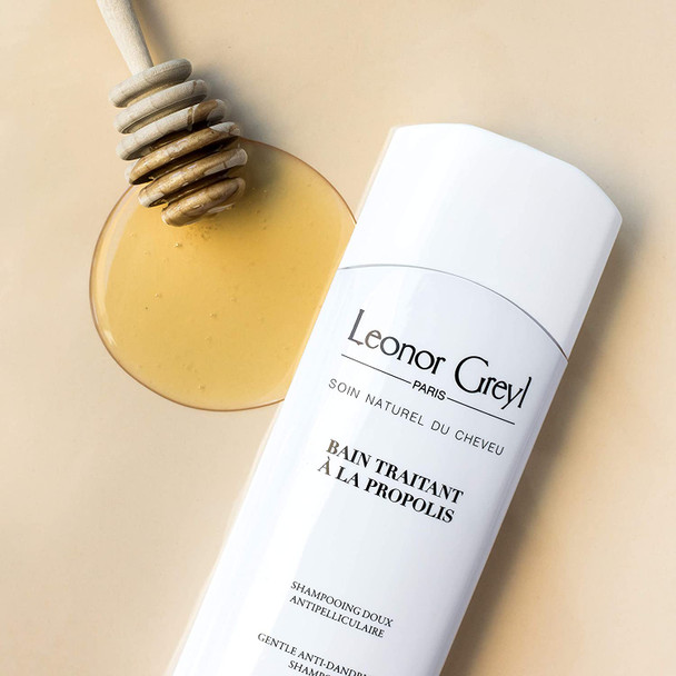 Leonor Greyl Paris - Bain Traitant a La Propolis - Gentle Dandruff Treatment Shampoo - Luxury Anti-Dandruff Shampoo for All Hair Types (6.7 Fl Oz)