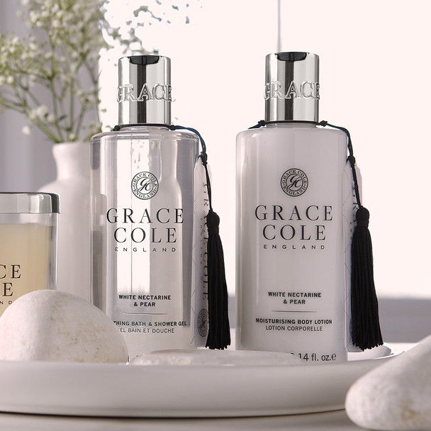 Grace Cole White Nectarine & Pear Bath & Shower Gel 1 x 300ml Grace Cole White Nectarine & Pear Bath & Shower Gel 1 x 300ml