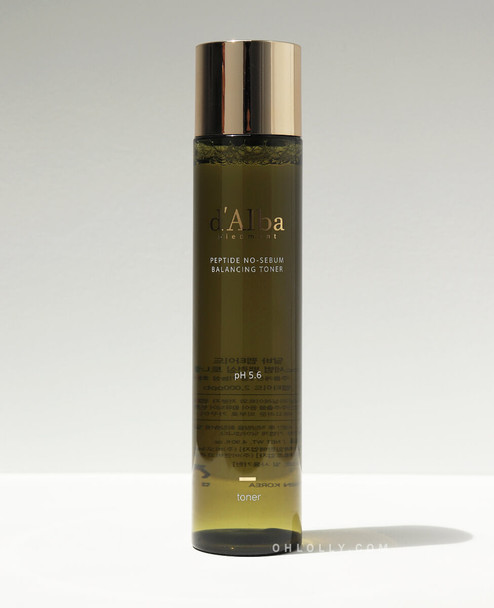 d'Alba Peptide No-Sebum Balancing Toner