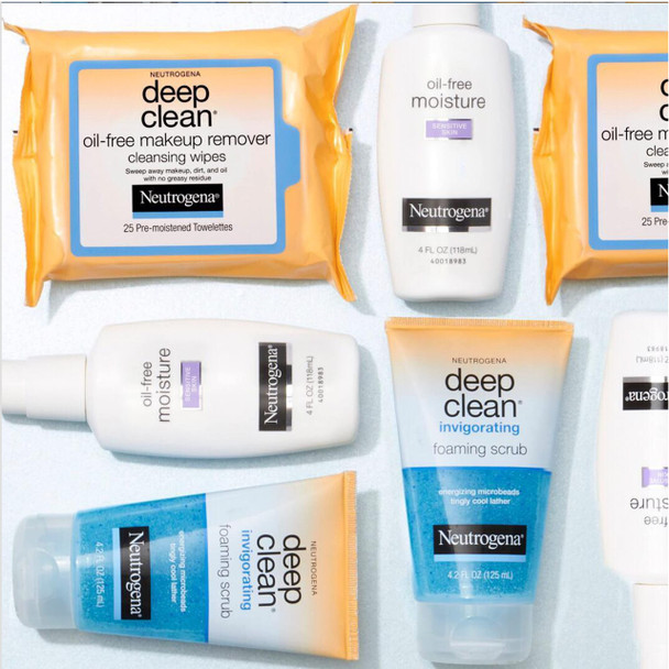 Neutrogena Deep Clean Invigorating Foaming Facial Scrub with Glycerin Cooling and  Exfoliating Gel Face Wash to Remove Dirt Oil and  Makeup 125ml