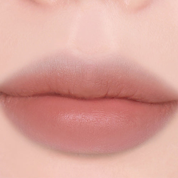 Hydrating Lipstick: Daring Nude