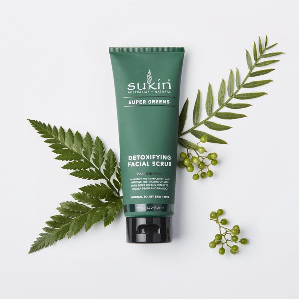 Sukin SUPER GREENS Detoxifyng Facial Scrub 125mL