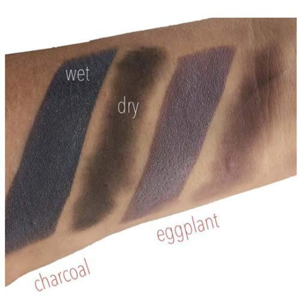 Ecco Bella Rich and Creamy FlowerColor Powder Eyeliner, Easy to Apply - Wet or Dry, (Charcoal)