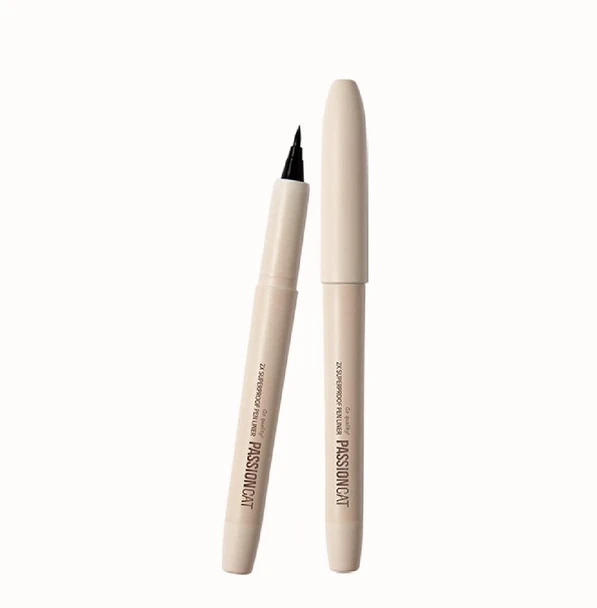 Vegan, hypoallergenic Liner |Classic liner for beginners | Ultra Slim Ink Liner, Waterproof Liquid Liner, Long Lasting | PASSIONCAT 2X Superproof Pen Liner No.1 Black (1.0g)