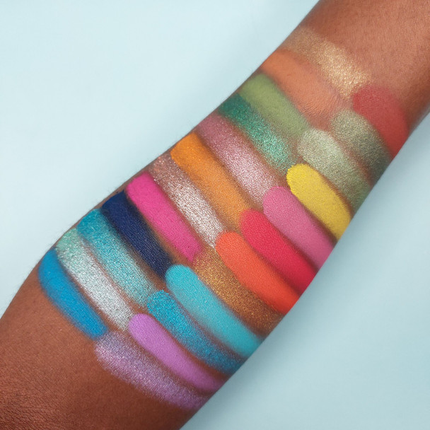 XX Revolution x Powerpuff Girls X Eyeshadow Palette