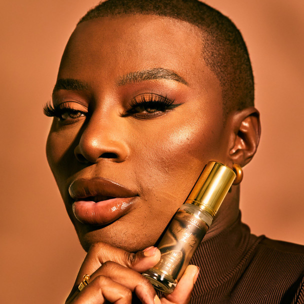 Makeup Revolution x The Plastic Boy Skin Adhesive Primer