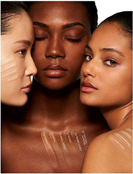 Tom Ford Shade And Illuminate Soft Radiance Foundation Spf 50 1.0 Oz / 30 Ml - 6.5 Sable