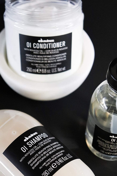 Davines OI Shampoo | Nourishing Shampoo for All Hair Types | Shine, Volume, and Silky-Smooth Hair Everyday | 9.46 Fl Oz