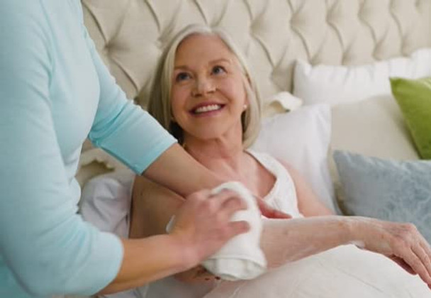 No-Rinse Body Bath Concentrated Lightly Scented 8 Oz. Bottle 1 Count