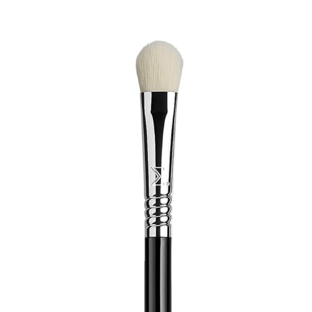 Sigma Beauty Professional E35 Tapered Blending Brush Ãƒ¢Ã¢Š¬Ã¢‚¬Å“ Professional Eyeshadow Brush For Precision Eyeshadow Blending Softens Dramatic Edges & Harsh Lines For A Well Blended Effect (1 Brush)