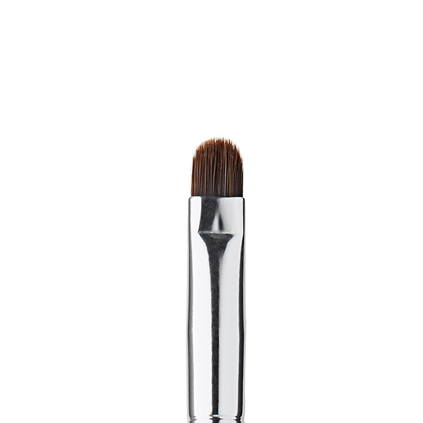 E.L.F. Essentials Small Concealer Brush Makeup Brush Masks Imperfections & Covers Blemishes For A Flawless Look Vegan & Cruelty-