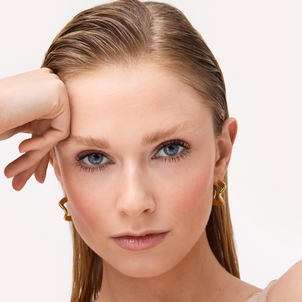 Catrice Soft Glam Baked Blush | Luminous Lightweight Powder for Buildable Color | Vegan & Cruelty Free (030 | Cheeky Coral)