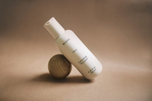 REVERIE - Suna Natural Exfoliating Shampoo | Sulfate-Free Silicone-Free Color-Safe Clean Hair Care (8 fl oz | 250 ml)