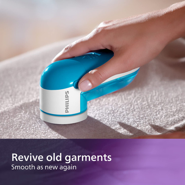 Philips Fabric Shaver Removes Fabric Pills Suitable For All Garments Large Blade Surface Cleaning Brush Includes Batteries Blue (Gc026/00)