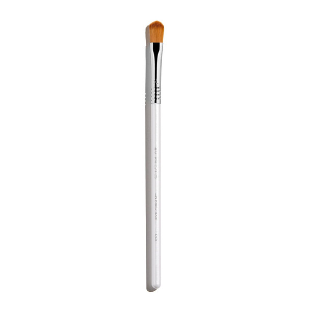 Sigma Beauty S20 Eye Cream Skincare Brush – Skincare Tool for Applying Skincare Products to Face and Skin, Gentle Eye Cream Brush Applicator for Eye Creams and Eye Makeup Primer (1 Pc)