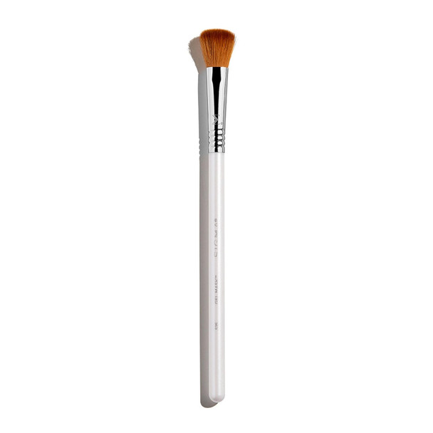 Sigma Beauty S20 Eye Cream Skincare Brush – Skincare Tool for Applying Skincare Products to Face and Skin, Gentle Eye Cream Brush Applicator for Eye Creams and Eye Makeup Primer (1 Pc)