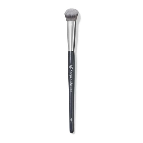 Bk Beauty Brushes Angie Hot and Flashy A506 Concealer Viral Kitten Paw Face