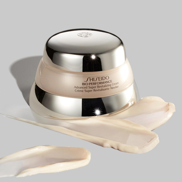 Shiseido Bio-Performance Advanced Super Revitalizing Cream - Anti-Aging Moisturizer - Reduces Appearance of Fine Lines & Wrinkles, Provides Long-Lasting Hydration