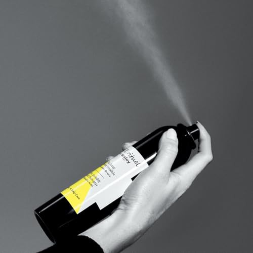 Sisley Paris The Invisible Hold Hair Spray Provides Instant Shine Volume And Antifrizz Benefits Natural Flexible Hold 250 Ml