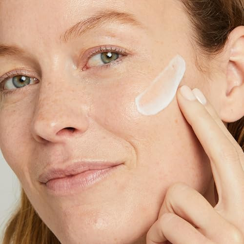 No7 Retinol Favorite Set Skincare Set Includes Retinol Night Repair Cream And Retinol Eye Cream Visibly Smoothes Plumps And Firms Complexion With Collagen Peptides plus Shea Butter 2 Count
