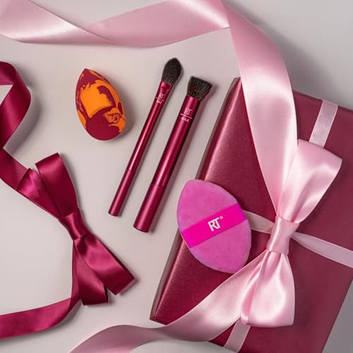 Real Techniques Merry Musthaves Holiday Set 4 Piece Brush And Set For Foundation Cheeks And Powder Stocking Stuffer For Her Crueltyfree And Vegan