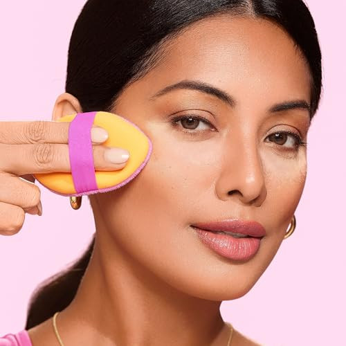 Real Techniques Matte And Merry Ultimate Blending 4 Piece Holiday Set Foundation Makeup Dualsided Powder Puff And 2 Makeup Brushes Kitten Paw Brush Stocking Stuffer Limited Edition