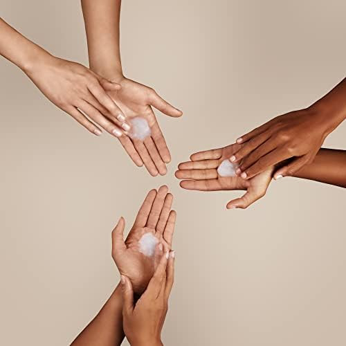 L'OCCITANE Almond Delicious Hands Hydrating Cream Fast-Absorbing
