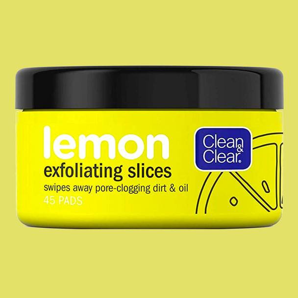 Clean & Clear Oil-Free Deep Action Exfoliating Facial Scrub, Cooling Daily Face Wash With Exfoliating Beads for Smooth Skin, Cleanses Deep Down to the Pores to Remove Dirt, Oil & Makeup, 7 oz