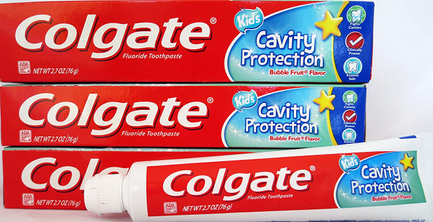 Colgate Toothpaste Kids Cavity Protection, 3 Pack, and Dr. Fresh Kids Toothbrushes (5 Pack) Bundle