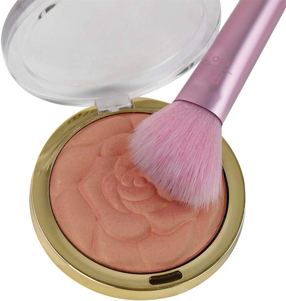 Real Techniques Light Layer Blush Make-Up Brush for Cream and Powder Blushers