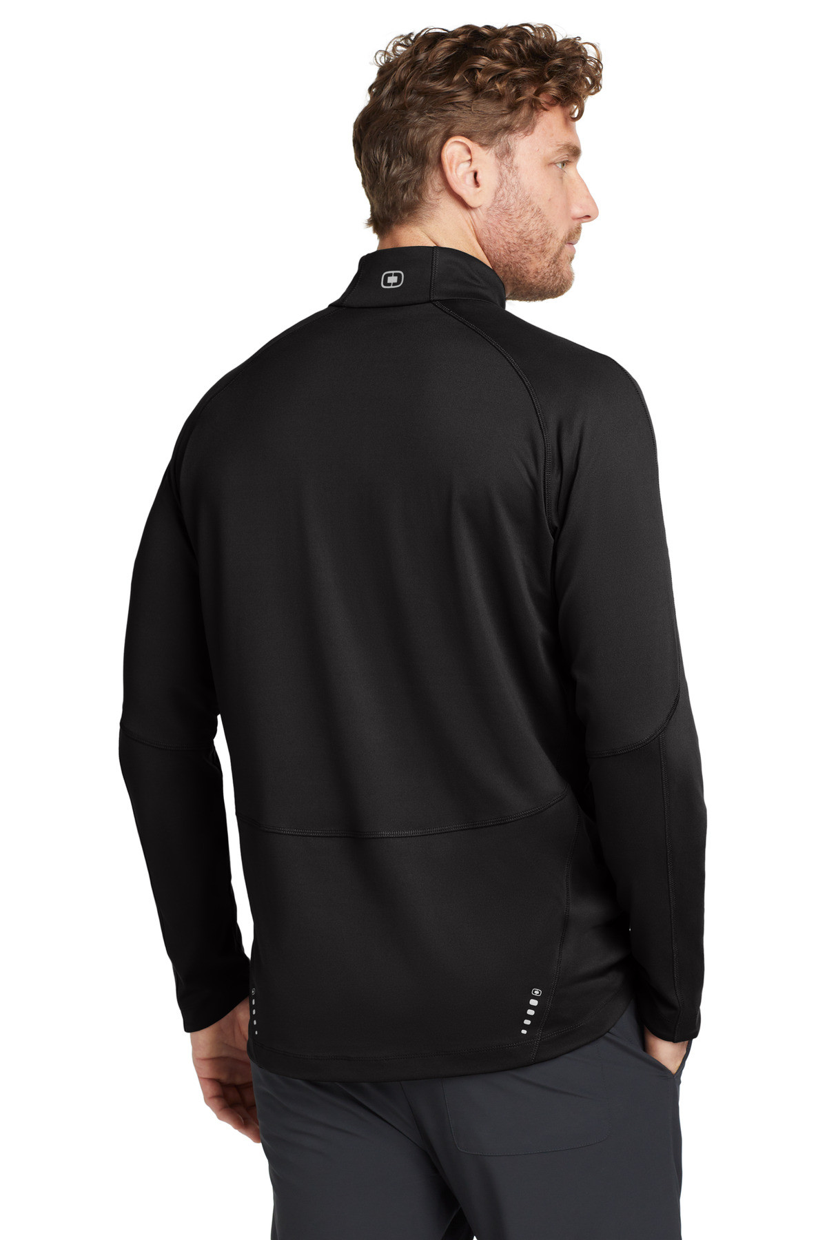 OGIO-®--Radius-1/4-Zip.-OE550-36