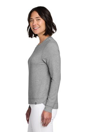 TravisMathew Women's Long Weekend Crew TM1LD003