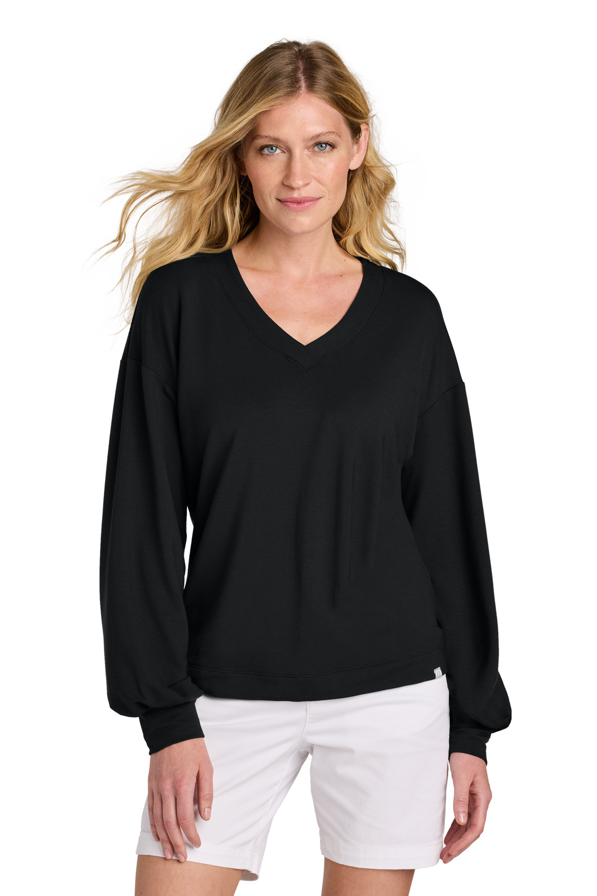 TravisMathew-Women's-Long-Weekend-V-Neck-TM1LD009-3