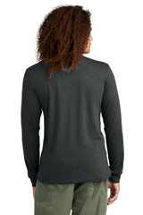 District-®--Perfect-Tri-®--Long-Sleeve-Henley-DT145-2