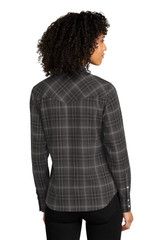 Port-Authority-®--Women's-Long-Sleeve-Ombre-Plaid-Shirt-LW672-2