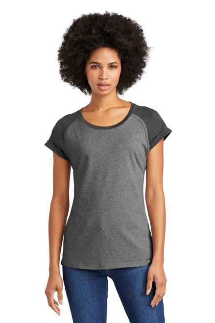 New-Era--®--Women's-Heritage-Blend-Varsity-Tee.-LNEA107-1
