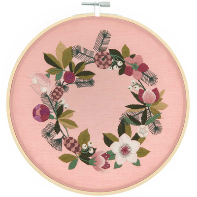 Rico Design Christmas Roses Traced Embroidery Kit